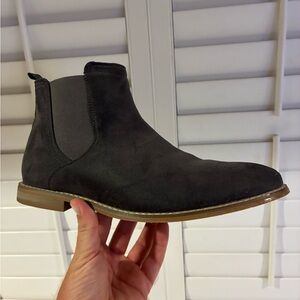 Men's Black Chelsea Boots